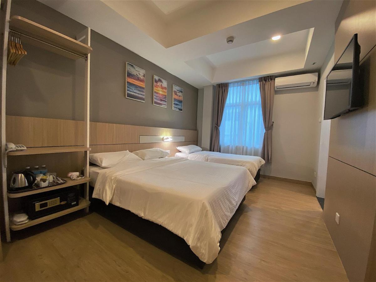 Hotel Walk In